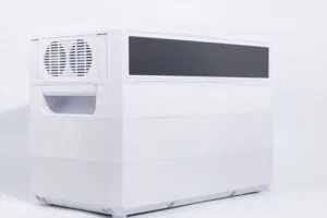 ACUMULATOR PORTABIL 2 KW/ORA CU POSIBILITATE INCARCARE DE LA PANOU SOLAR